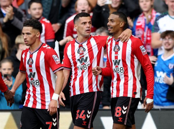 升班马6轮豪取11分！邮报谈桑德兰：扎卡和主帅勒布里斯是要道